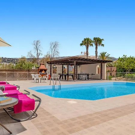 Joanna Coral Bay By *