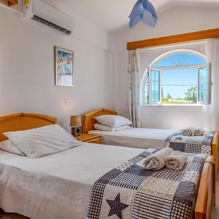 Villa Joanna Coral Bay By Pégeia