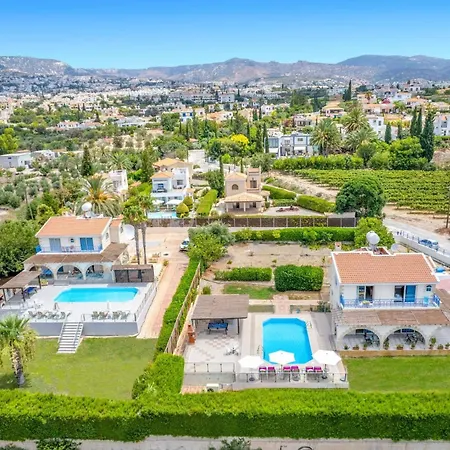 Joanna Coral Bay By Villa Pégeia