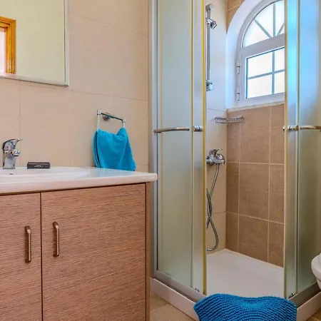 Joanna Coral Bay By Вилла *