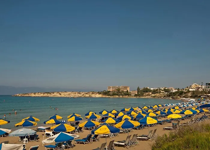 Joanna Coral Bay By Villa Peyia